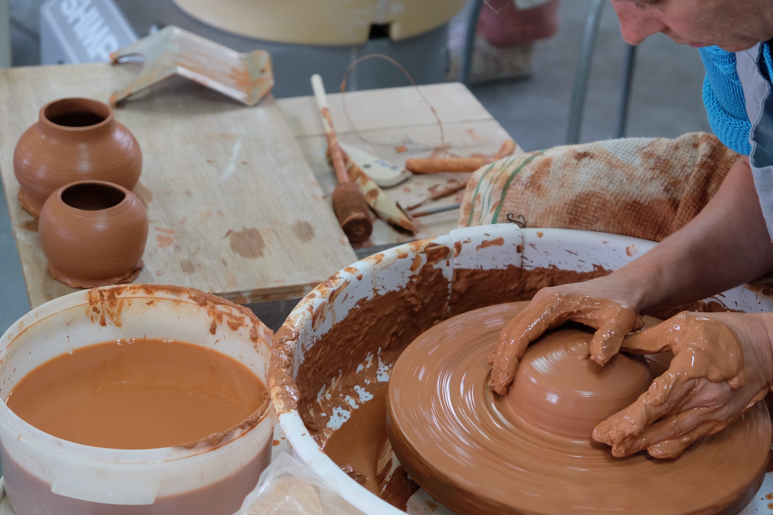 Keramika keramiekatelier Keramieklessen pottenbakken